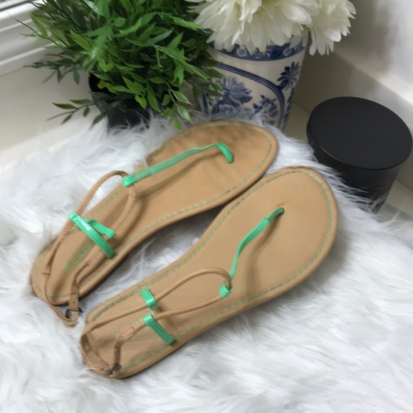 Old navy slip on sandal neon green size 10 - Picture 5 of 5